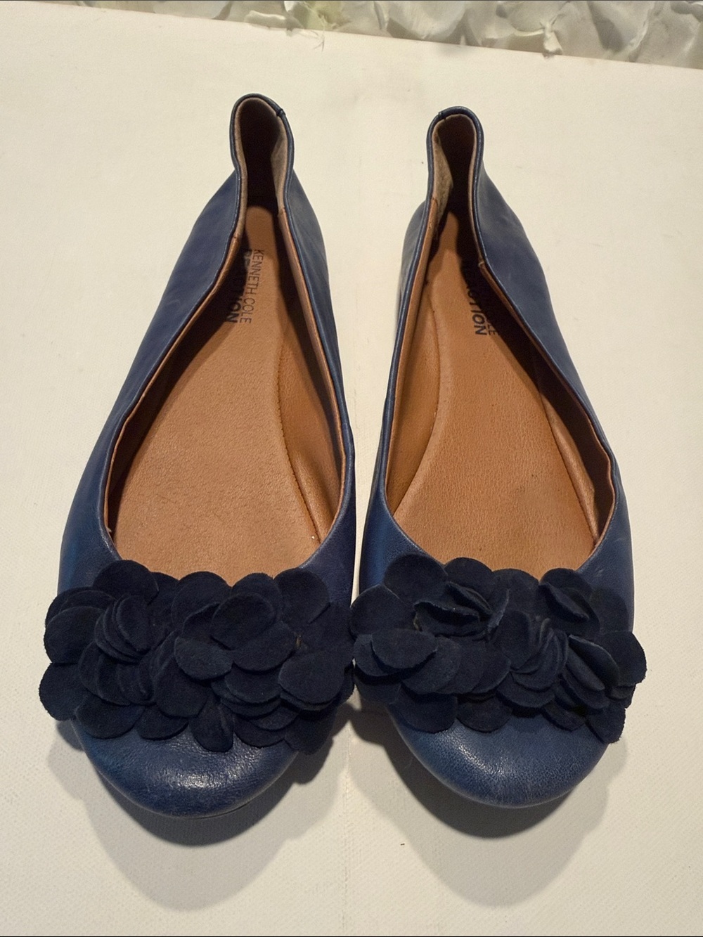 Kenneth Cole Navy Blue Floral Appliqué Ballet Flats